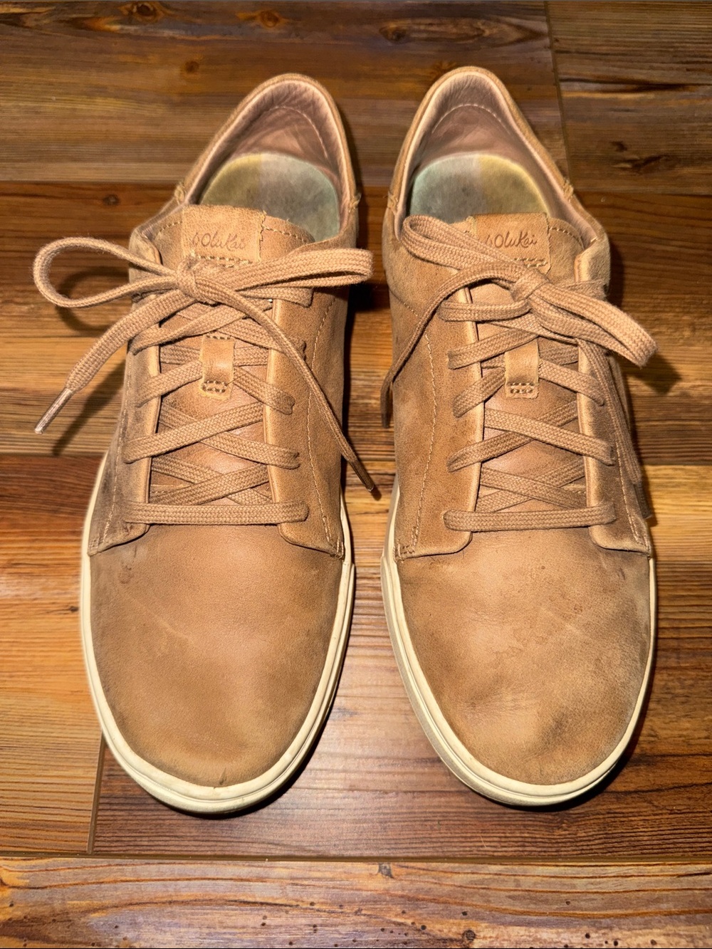 Olukai Pehuea Li Ili Women’s Leather Sneakers Tan Brown Size 9